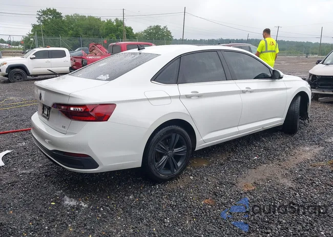 3VW7M7BU5PM026190: 42477931