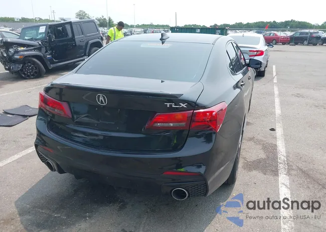 19UUB2F60JA003903: 42478311