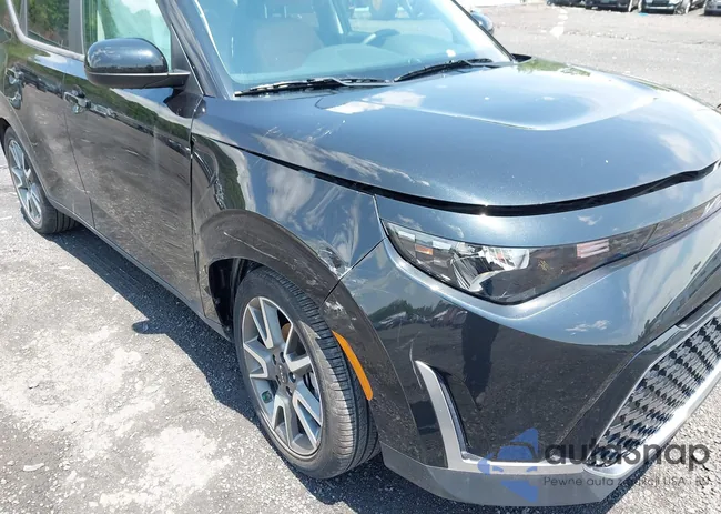 KNDJ33AU0R7918995: 42477326