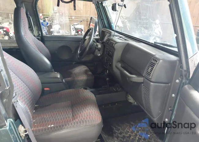 1J4FA49S5YP725979: 42478811