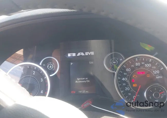 3C6UR5DL4RG303677: 42478894