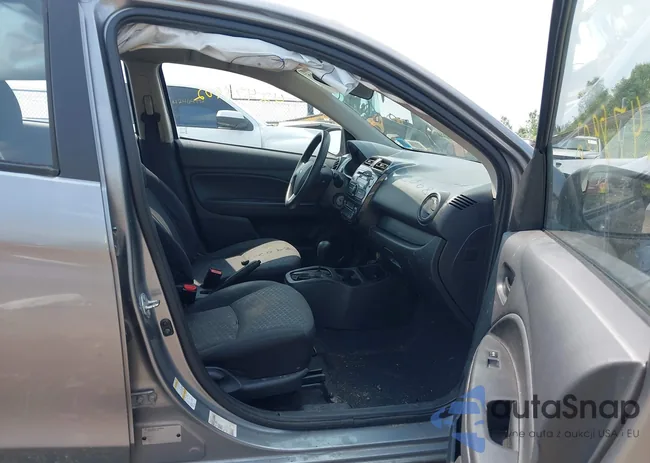 ML32A3HJ8FH055975: 42478902