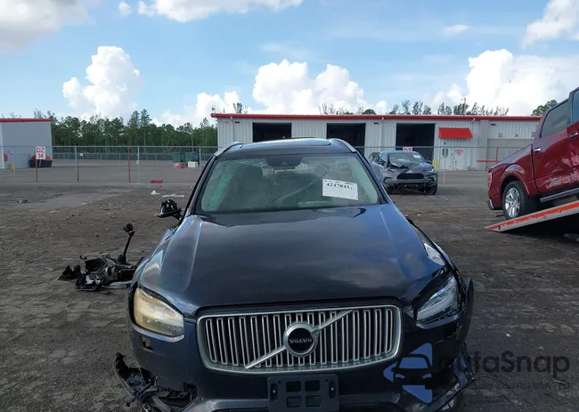 YV4A22PL2J1377688: 42478411