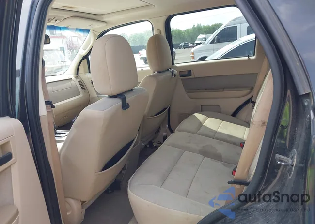 1FMCU0DG6BKB19733: 42480006