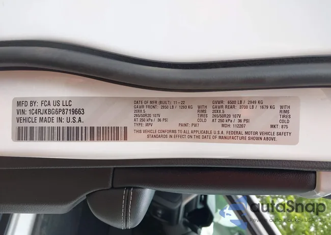 1C4RJKBG6P8719663: 42480179