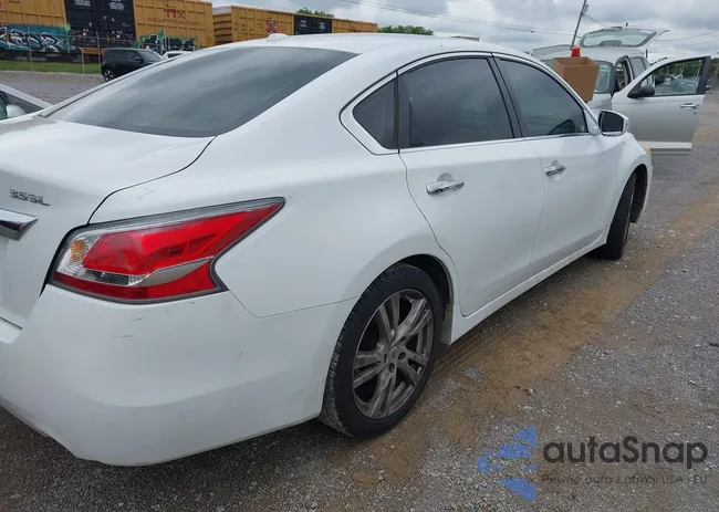 1N4BL3AP9EC166252: 42479324