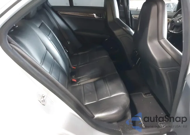 WDDGF7HB6AF452308: 42479637