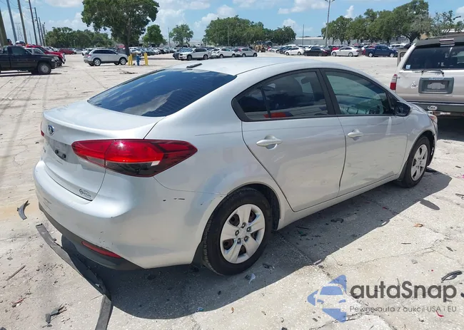 3KPFK4A76HE110335: 42479694