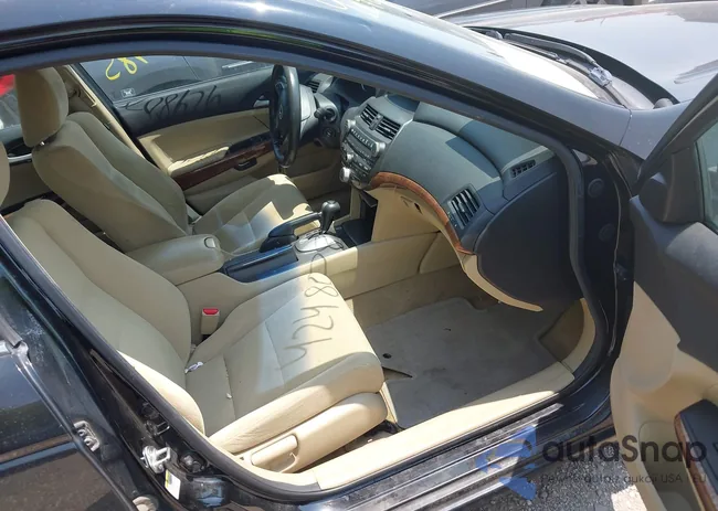 1HGCP2F73CA188943: 42480785