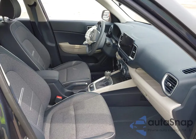 KMHRC8A30RU304291: 42480987