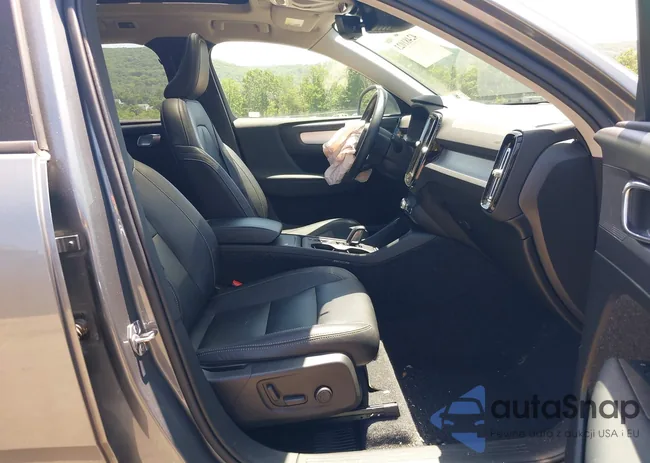 YV4162UK2K2147208: 42481023