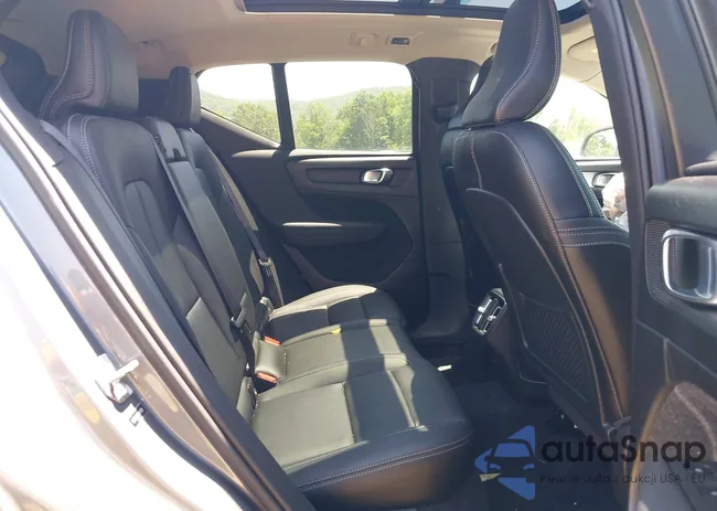 YV4162UK2K2147208: 42481023