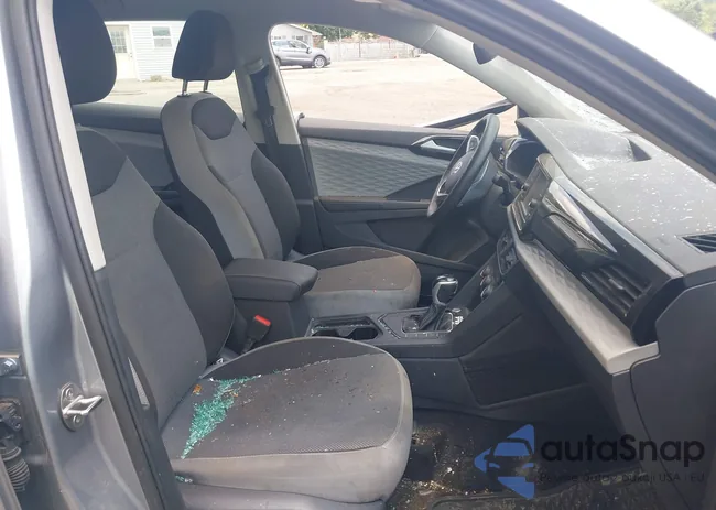 3VV5X7B28RM054053: 42481088