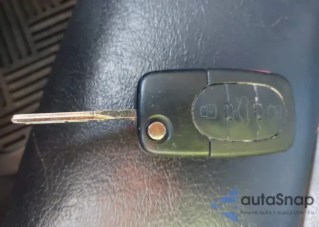 WAULT68E33A275638: 42481093