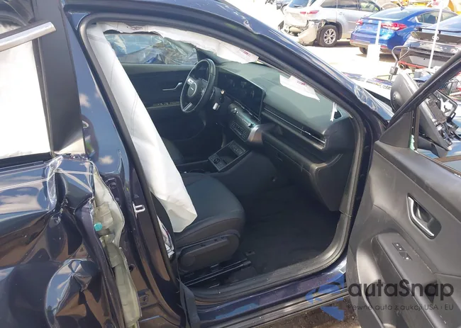 KM8HE3A34RU165582: 42481120