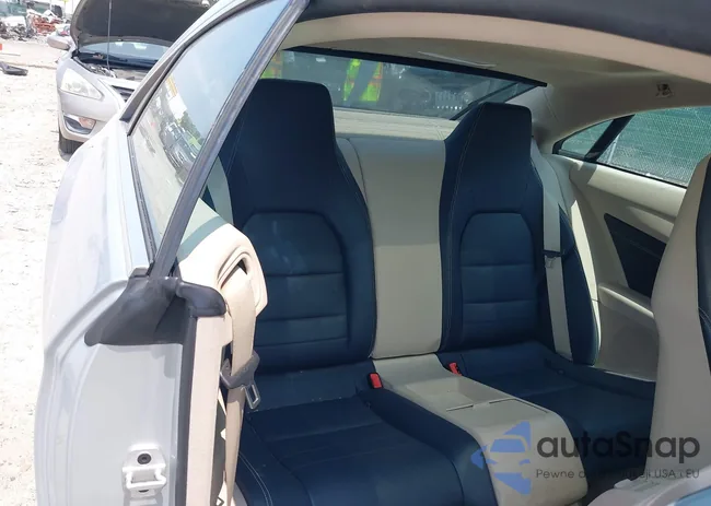 WDDKJ6HB9GF329193: 42481216