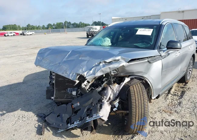 5LM5J7WC4LGL16681: 42481299