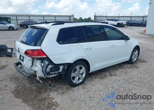 3VWD17AU7JM751536: 42480528