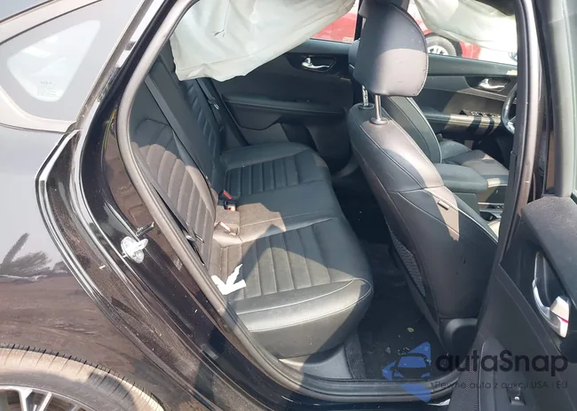 3KPF54AD9NE429107: 42480607