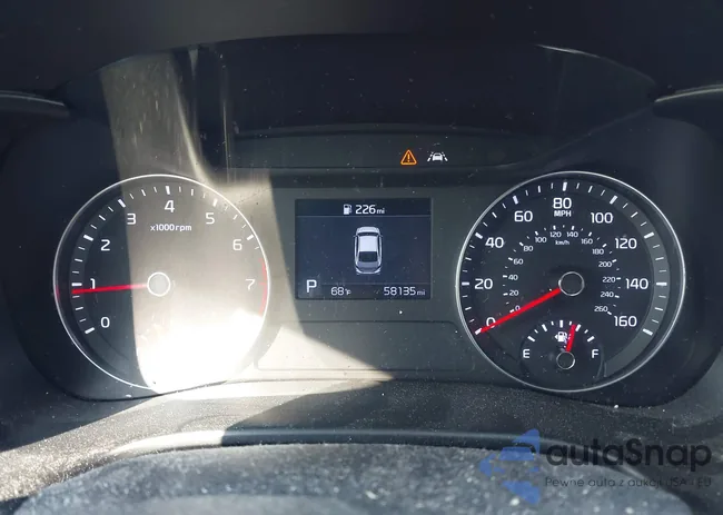 3KPF24AD6ME286818: 42480666