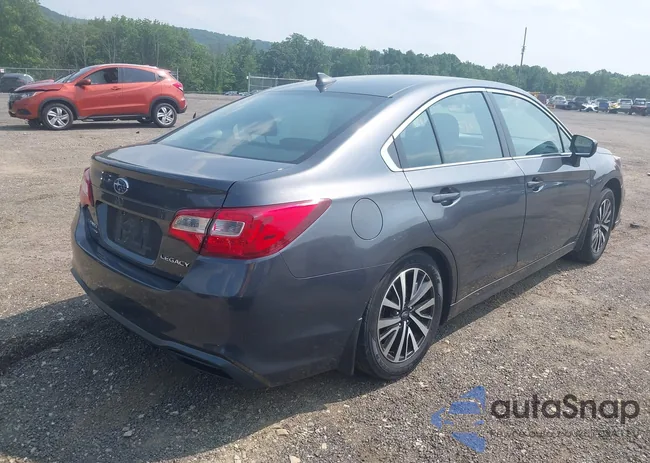 4S3BNAF64K3006946: 42481848