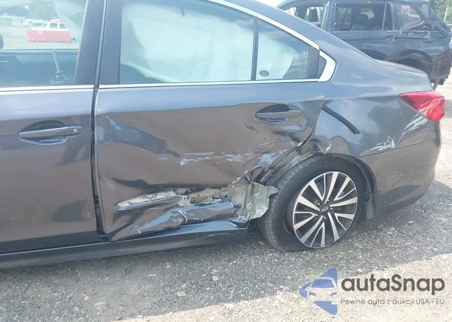 4S3BNAF64K3006946: 42481848