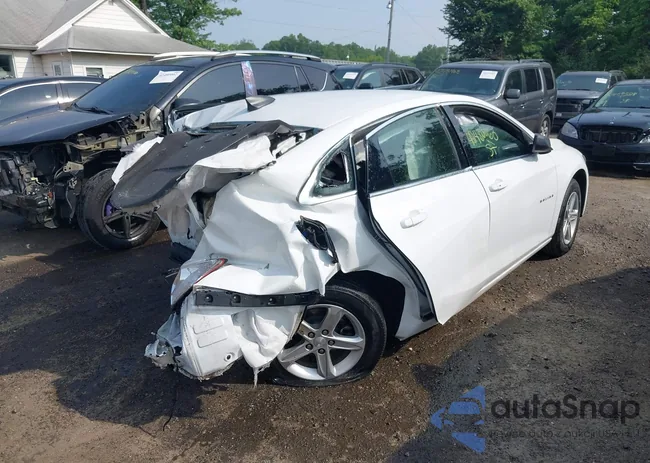 1G1ZB5ST3KF200112: 42482060