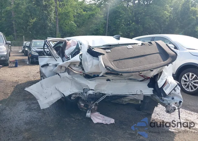 1G1ZB5ST3KF200112: 42482060