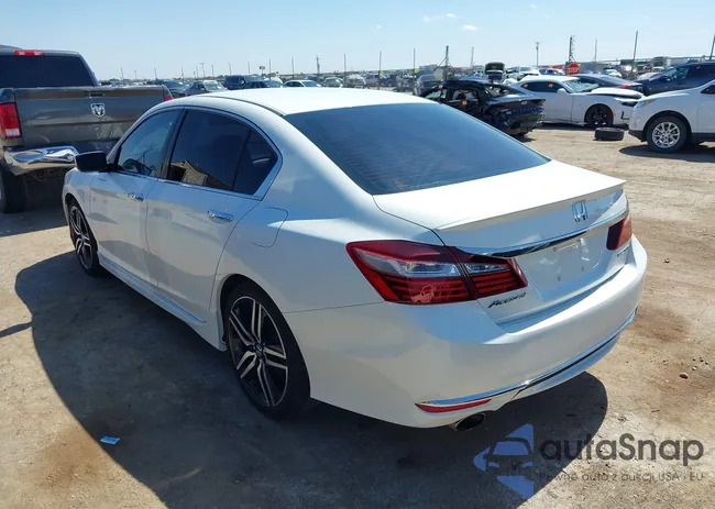 1HGCR2F68GA103439: 42482084