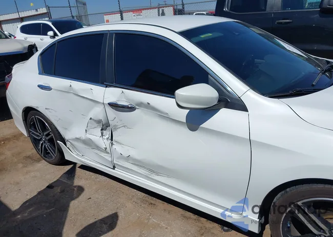 1HGCR2F68GA103439: 42482084