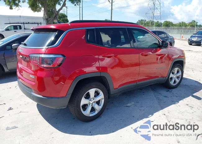 3C4NJCBB9KT743488: 42482099