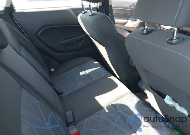 3FADP4BJ2DM174459: 42482255