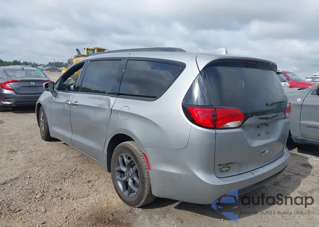 2C4RC1EG6LR102097: 42481673