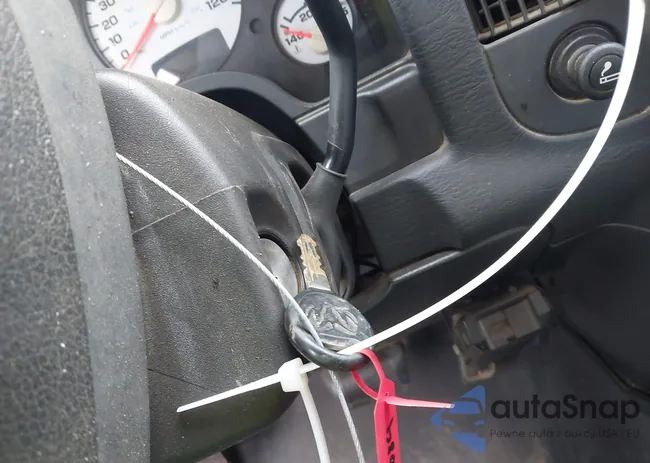 3D7KR28C45G851719: 42482802