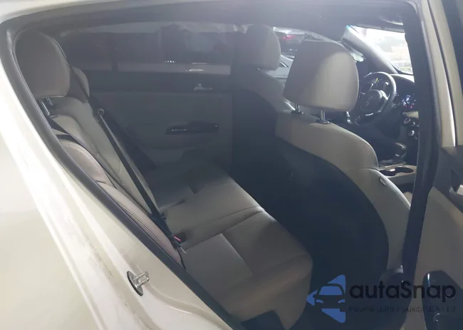 KNDP6CAC7M7853709: 42483005