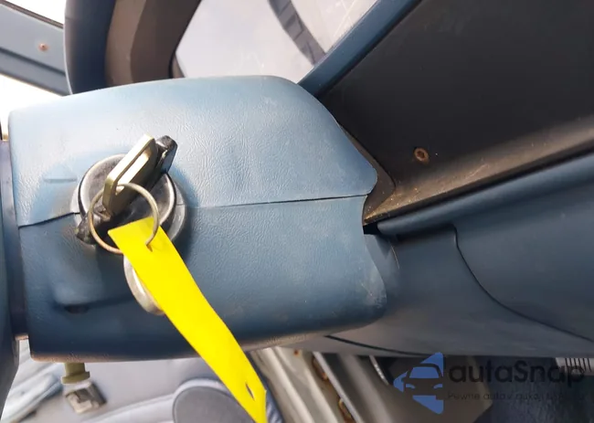 1FABP0941FW219880: 42483168