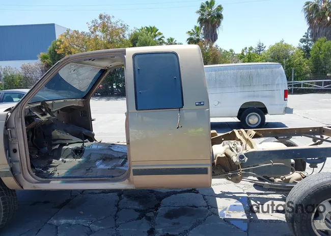 2GTEK19K5R1545221: 42483189