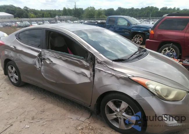 5NPDH4AE3DH442033: 42482543