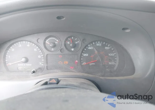 1FTYR10D74PA99656: 42482651