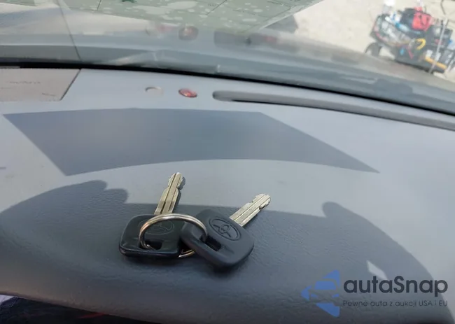 4T1BE32K26U748739: 42483873