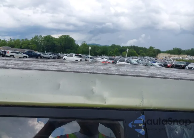 KNDJT2A59D7557634: 42483885