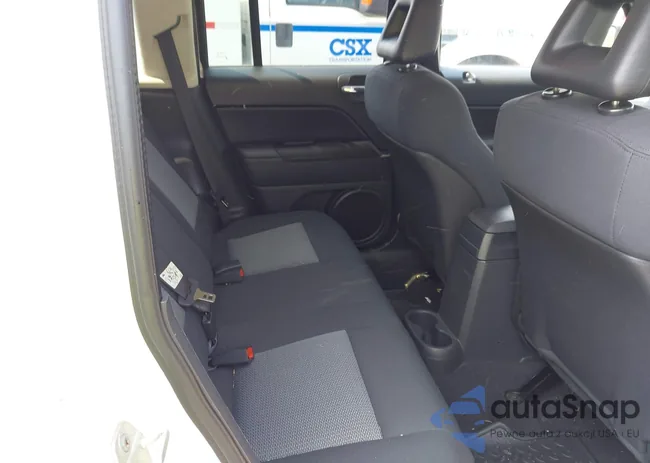 1J4FT28B69D218995: 42483899