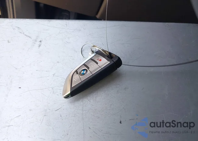 5UXJU4C05N9J94246: 42484123