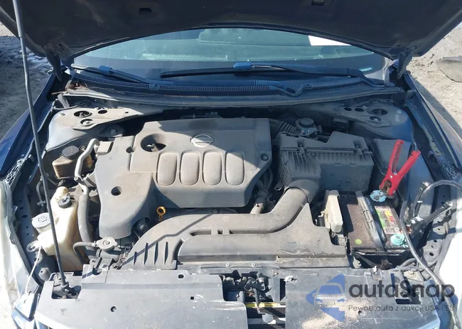 1N4AL2AP3BN428157: 42484152