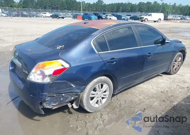 1N4AL2AP3BN428157: 42484152