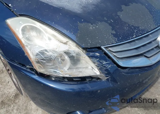 1N4AL2AP3BN428157: 42484152