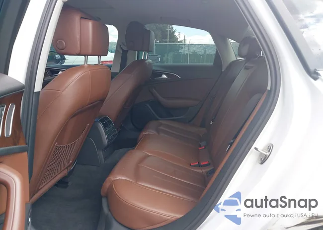 WAUFGAFC5FN008021: 42484159