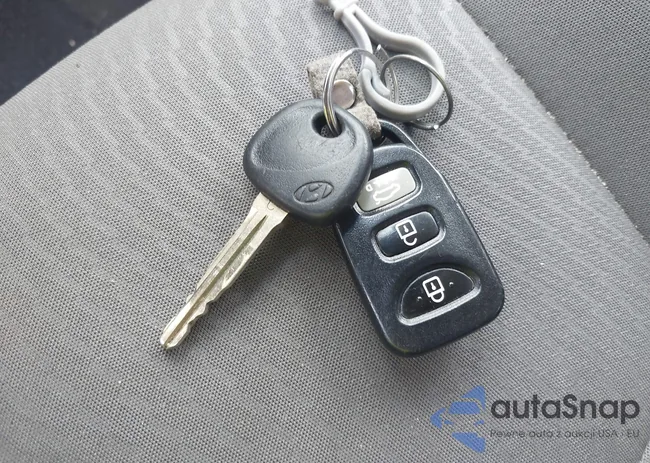 5NPDH4AE1GH743937: 42484307