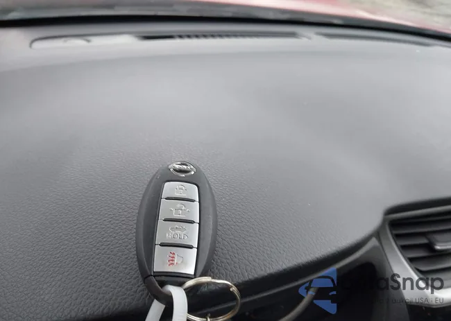 3N1AB7AP8GY315537: 42483328