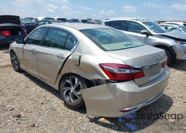 1HGCR2F38HA016292: 42483351